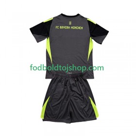 Bayern München Målmand Børn 3. Fodboldsæt 2025-26 S/S (+ Korte bukser)